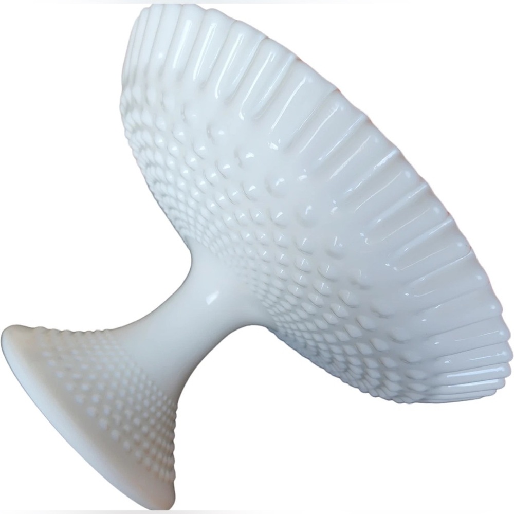 Large vintage mid-century Fenton hobnail milk glass compote mint condition 1960s - Picture 6 of 7